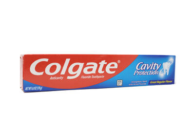 COLGATE DENTAL CREAM 6.4oz